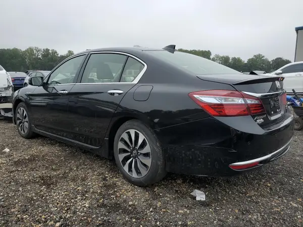 JHMCR6F76HC023821 2017 HONDA ACCORD - Image 2