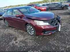 JHMCR6F76HC025570 2017 HONDA ACCORD