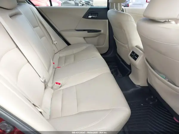 JHMCR6F76HC025570 2017 HONDA ACCORD - Image 8