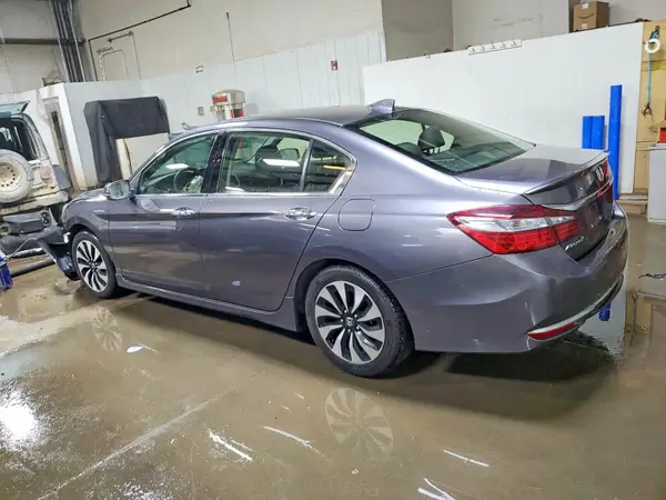 JHMCR6F76HC026041 2017 HONDA ACCORD - Image 2