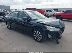JHMCR6F77HC008163 2017 HONDA ACCORD