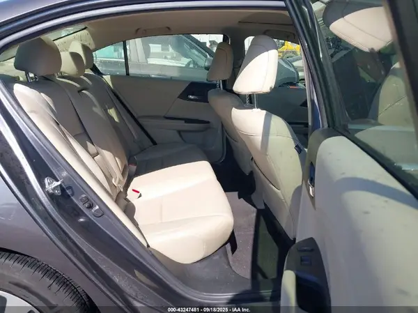 JHMCR6F77HC009183 2017 HONDA ACCORD - Image 8