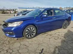 JHMCR6F77HC022970 2017 HONDA ACCORD