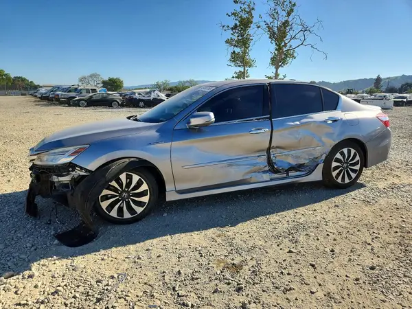 JHMCR6F77HC029868 2017 HONDA ACCORD - Image 1