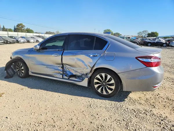 JHMCR6F77HC029868 2017 HONDA ACCORD - Image 2