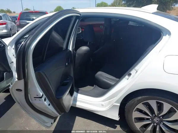 JHMCR6F77HC030101 2017 HONDA ACCORD - Image 8