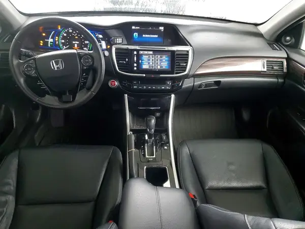 JHMCR6F78HC001769 2017 HONDA ACCORD - Image 8
