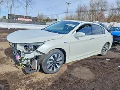 JHMCR6F78HC005305 2017 HONDA ACCORD