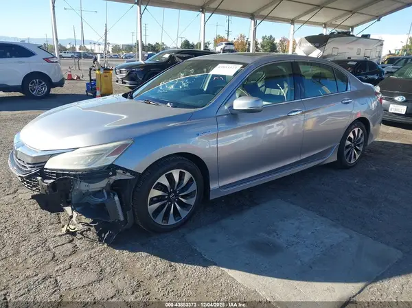 JHMCR6F78HC009208 2017 HONDA ACCORD - Image 2