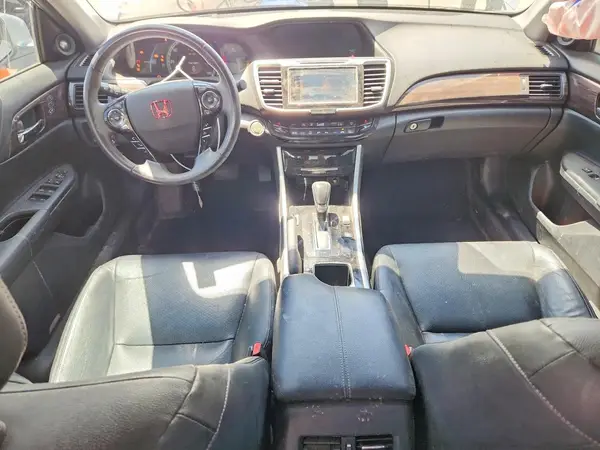JHMCR6F78HC011590 2017 HONDA ACCORD - Image 8