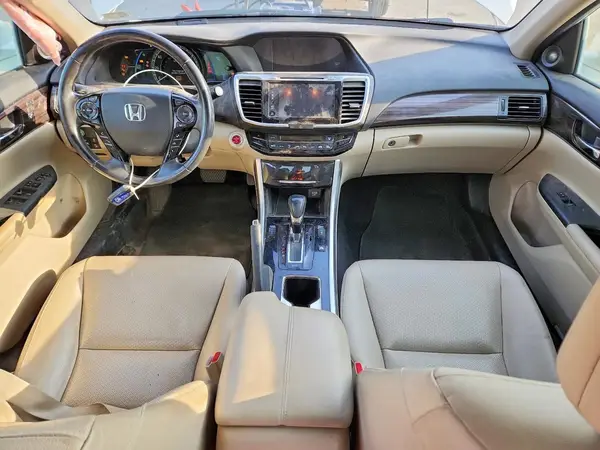 JHMCR6F78HC017390 2017 HONDA ACCORD - Image 8