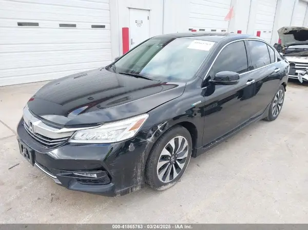JHMCR6F78HC021925 2017 HONDA ACCORD - Image 2
