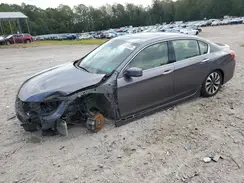 JHMCR6F78HC029376 2017 HONDA ACCORD