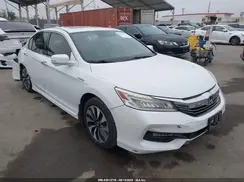 JHMCR6F78HC030902 2017 HONDA ACCORD
