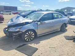 JHMCR6F79HC001165 2017 HONDA ACCORD