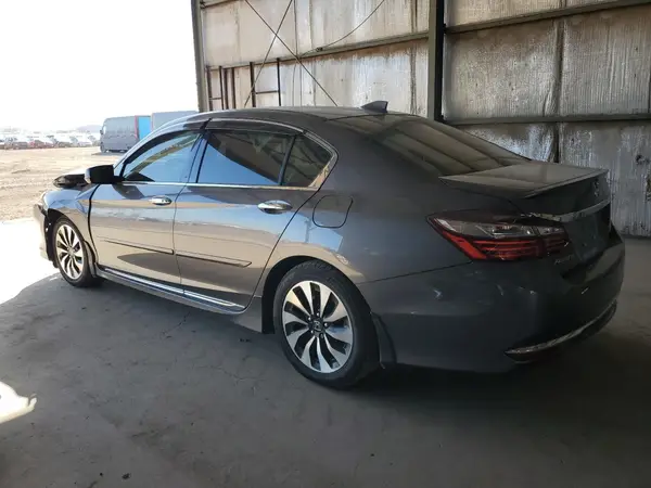 JHMCR6F79HC006916 2017 HONDA ACCORD - Image 2