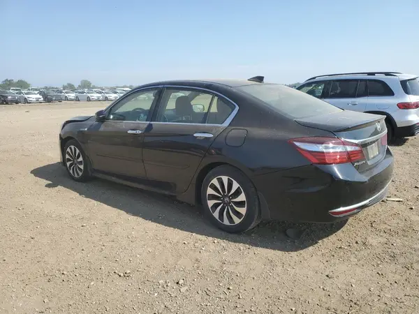 JHMCR6F79HC006981 2017 HONDA ACCORD - Image 2
