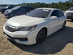 JHMCR6F79HC007404 2017 HONDA ACCORD