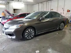 JHMCR6F79HC009489 2017 HONDA ACCORD