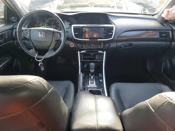 JHMCR6F79HC023540 2017 HONDA ACCORD - Image 8