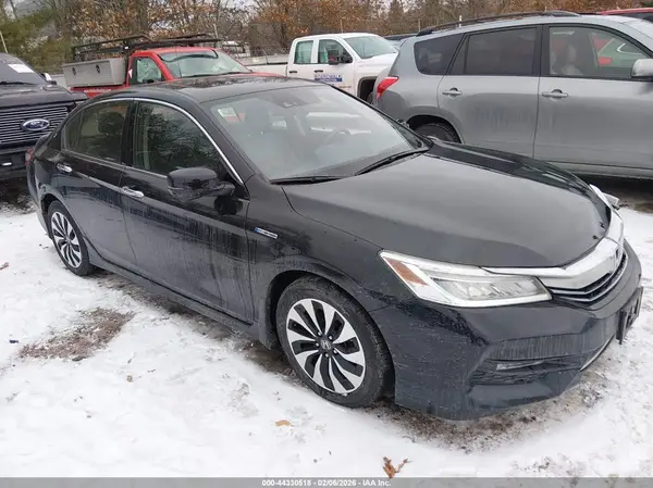 JHMCR6F79HC026793 2017 HONDA ACCORD - Image 1