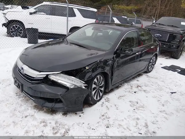 JHMCR6F79HC026793 2017 HONDA ACCORD - Image 2