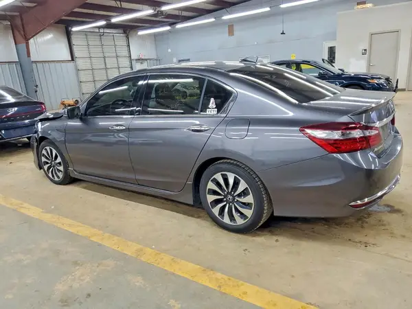 JHMCR6F79HC030066 2017 HONDA ACCORD - Image 2