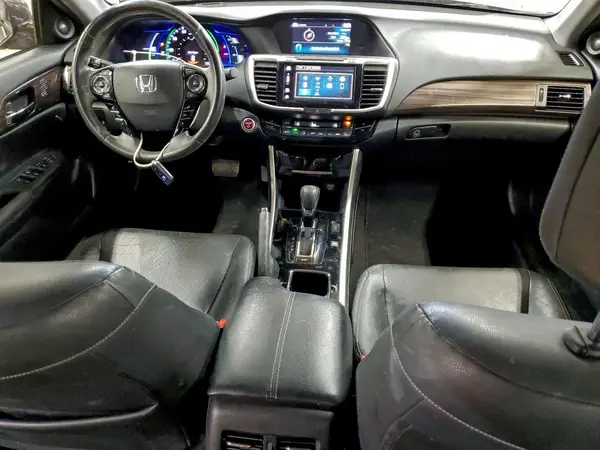 JHMCR6F79HC030066 2017 HONDA ACCORD - Image 8