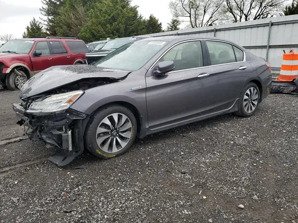 JHMCR6F79HC030679 2017 HONDA ACCORD - Image 1