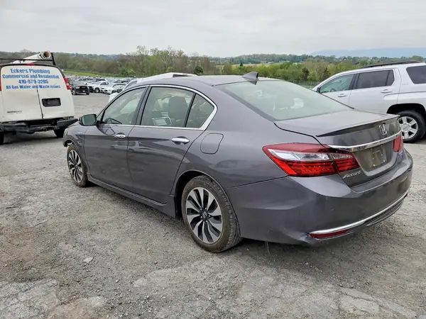 JHMCR6F79HC031945 2017 HONDA ACCORD - Image 2