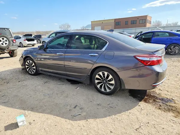 JHMCR6F7XHC007539 2017 HONDA ACCORD - Image 2