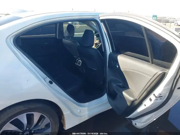 JHMCR6F7XHC007900 2017 HONDA ACCORD - Image 8