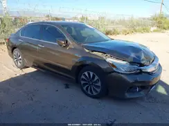 JHMCR6F7XHC012286 2017 HONDA ACCORD