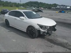 JHMCR6F7XHC014748 2017 HONDA ACCORD