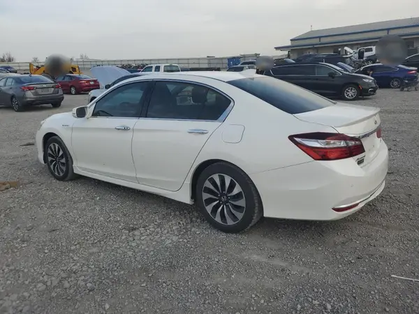 JHMCR6F7XHC015513 2017 HONDA ACCORD - Image 2