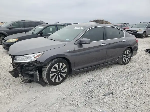 JHMCR6F7XHC015849 2017 HONDA ACCORD - Image 1