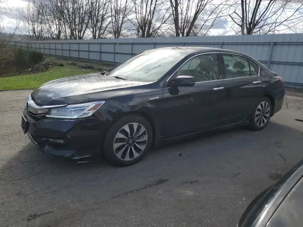JHMCR6F7XHC018444 2017 HONDA ACCORD - Image 1