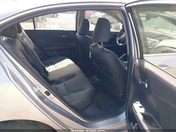 JHMCR6F7XHC020145 2017 HONDA ACCORD - Image 8