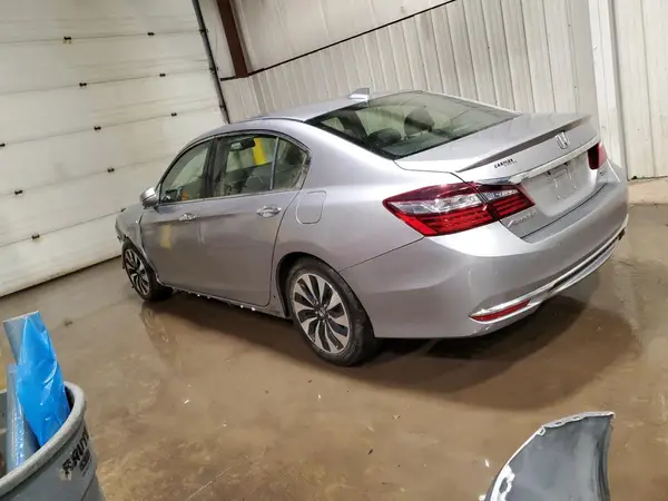 JHMCR6F7XHC025460 2017 HONDA ACCORD - Image 2