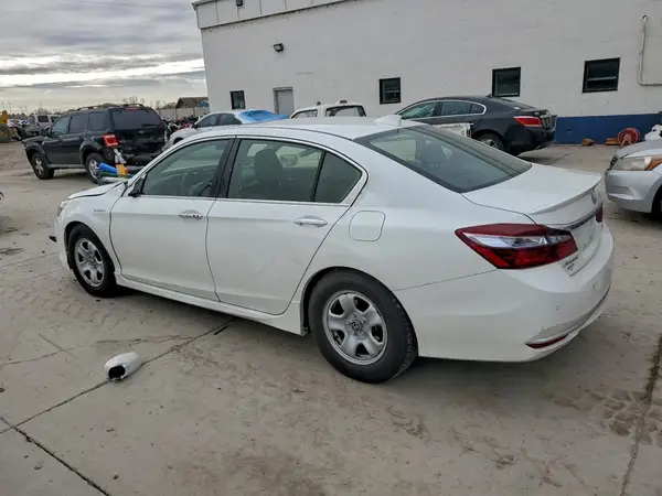 JHMCR6F7XHC028150 2017 HONDA ACCORD - Image 2
