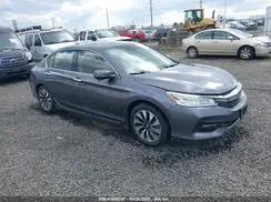 JHMCR6F7XHC029797 2017 HONDA ACCORD