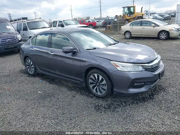 JHMCR6F7XHC029797 2017 HONDA ACCORD - Image 1