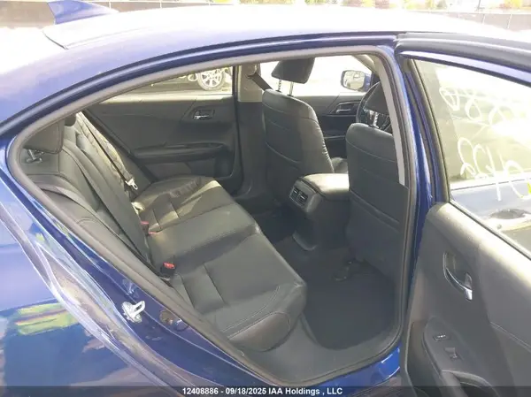 JHMCR6F7XHC800422 2017 HONDA ACCORD - Image 8