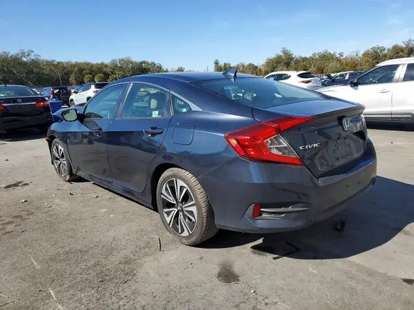 JHMFC1F30JX000693 2018 HONDA CIVIC - Image 2