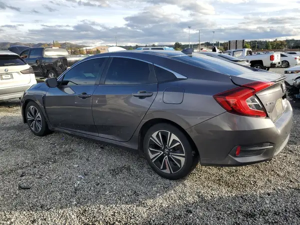 JHMFC1F30JX005103 2018 HONDA CIVIC - Image 2