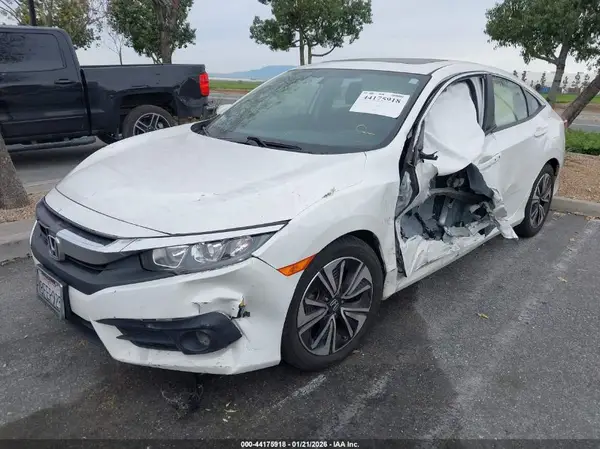 JHMFC1F30JX009247 2018 HONDA CIVIC - Image 2