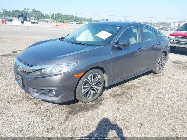 JHMFC1F30JX010804 2018 HONDA CIVIC - Image 2