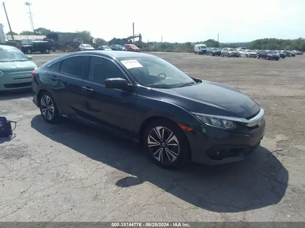 JHMFC1F30JX017302 2018 HONDA CIVIC - Image 1