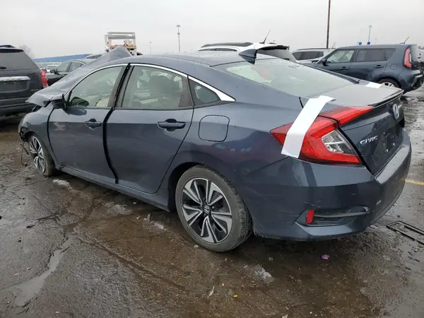 JHMFC1F30JX020748 2018 HONDA CIVIC - Image 2