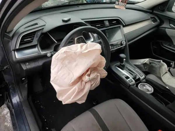 JHMFC1F30JX020748 2018 HONDA CIVIC - Image 8